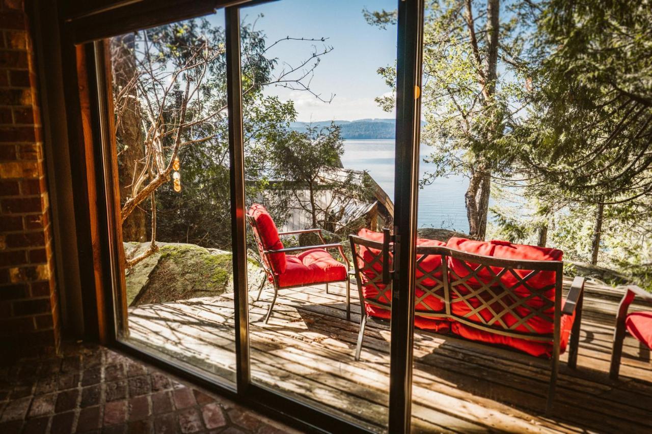Serenity By The Sea Retreats Montague Harbour Kültér fotó